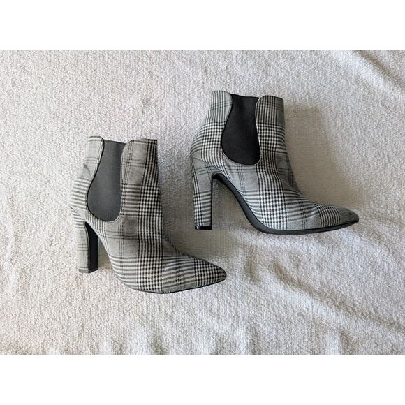 Lulus Rabea Black and White Plaid High Heel Booties Sz 8 - Picture 7 of 11